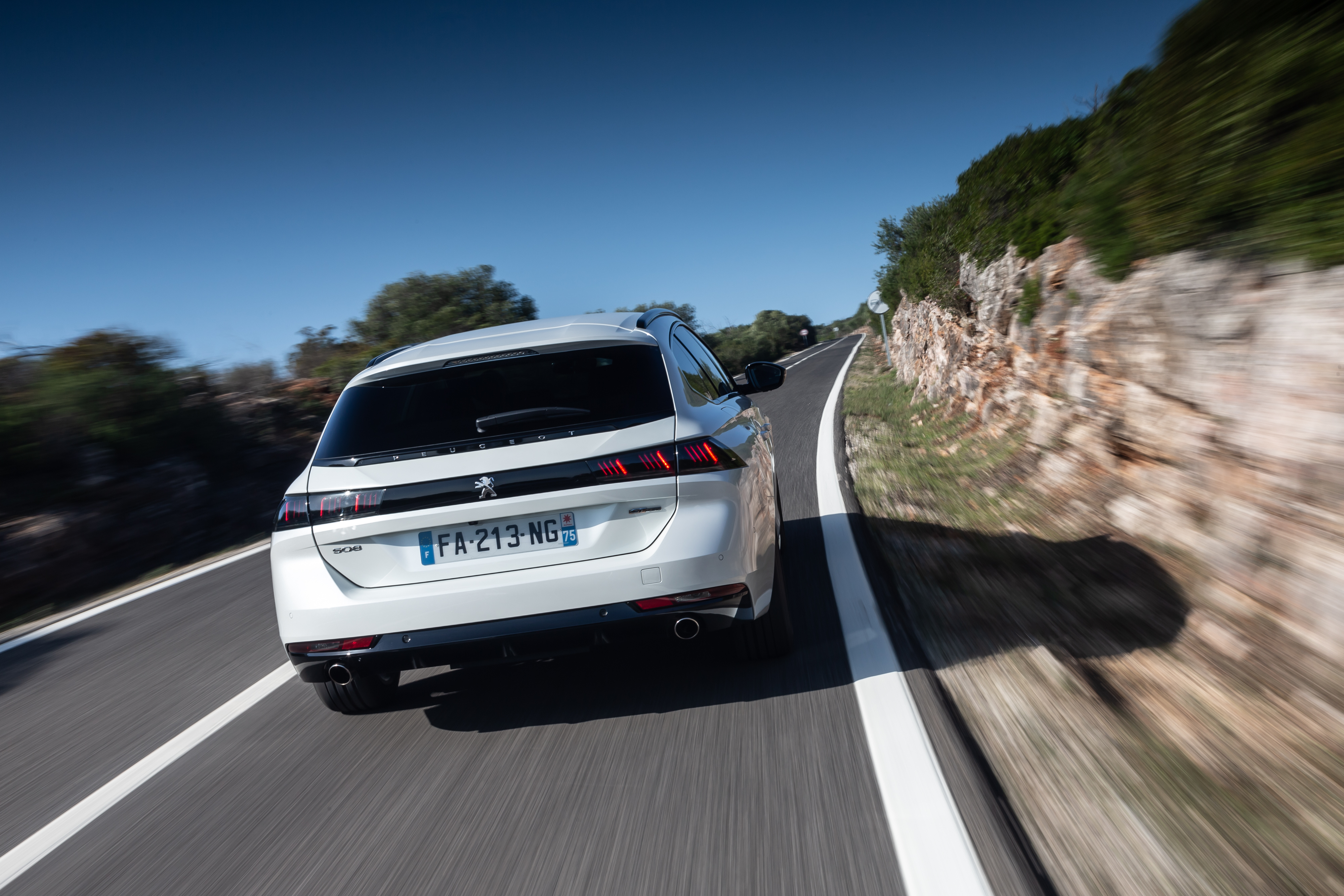 PEUGEOT_508SW_TESTDRIVE_1118TC-115