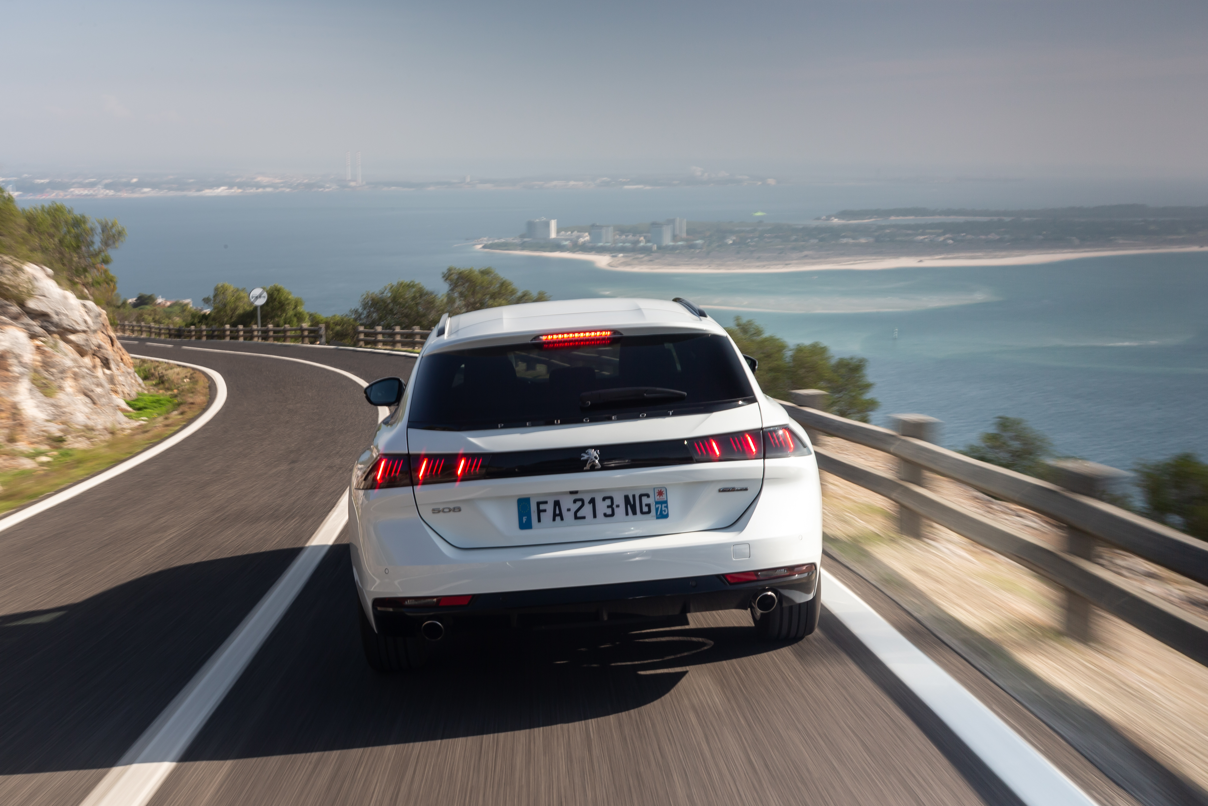 PEUGEOT_508SW_TESTDRIVE_1118TC-116