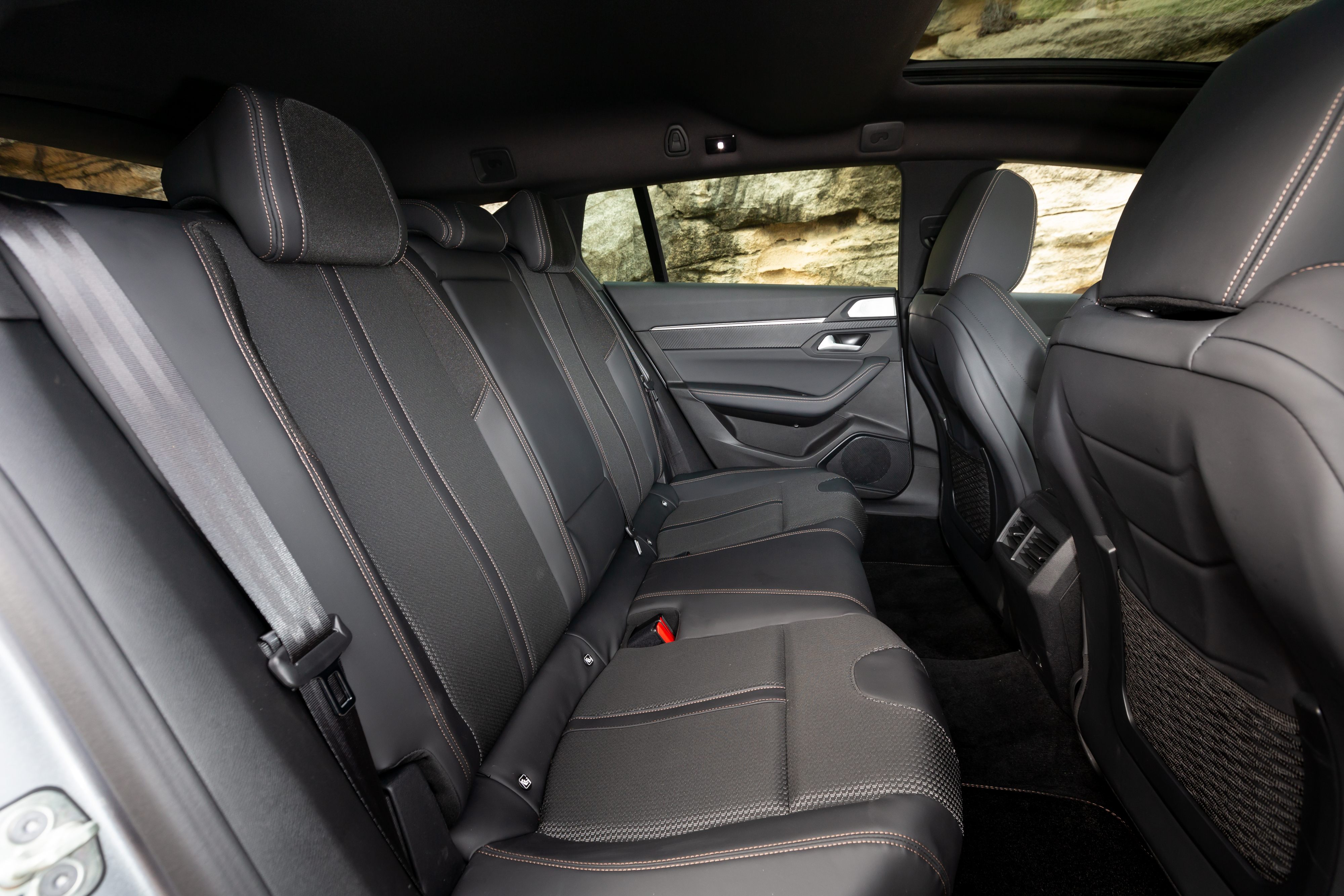 PEUGEOT_508SW_TESTDRIVE_1118TC-200