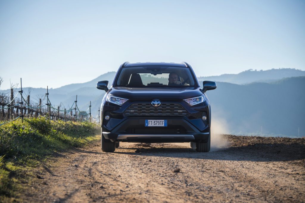 3ce625e5-2019-toyota-rav4-hybrid-33