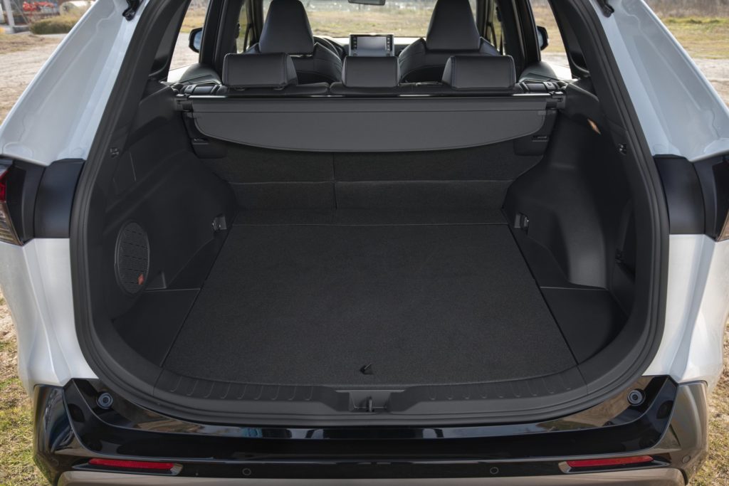 592ab3f0-2019-toyota-rav4-hybrid-73