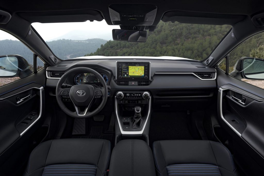 a14ec5c5-2019-toyota-rav4-hybrid-40