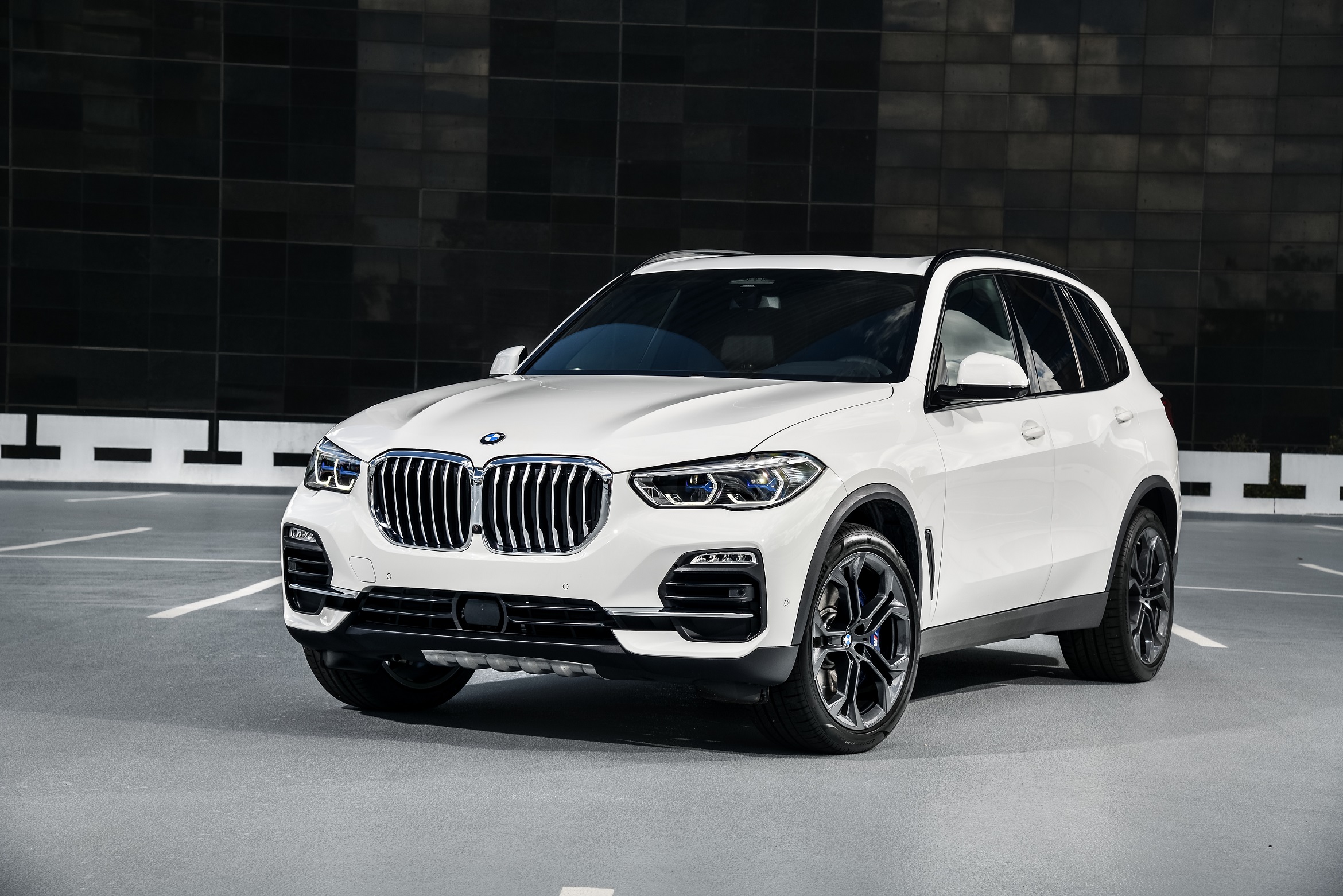 BMW X5 xDrive40i Auto | Automais