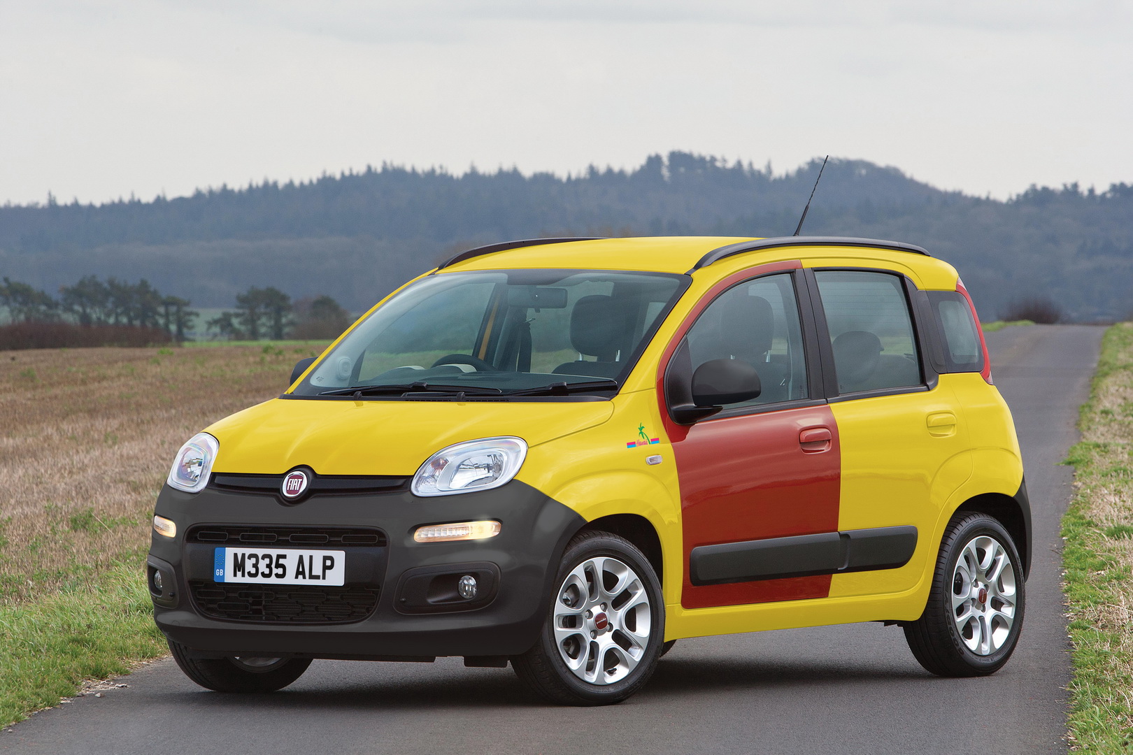 Fiat mostra nova versão Panda Hawaian Edition