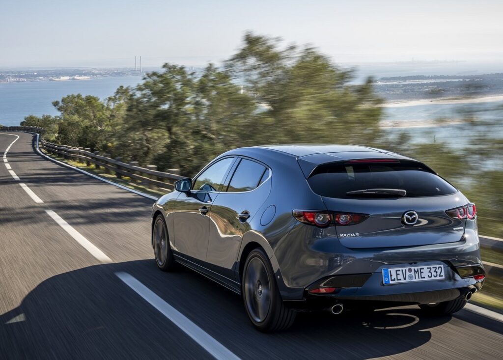 Mazda 3 HB 2.0 SKYACTIV-G – Ensaio | Automais