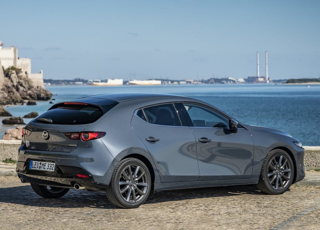 Mazda 3 HB 2.0 SKYACTIVG Ensaio Automais