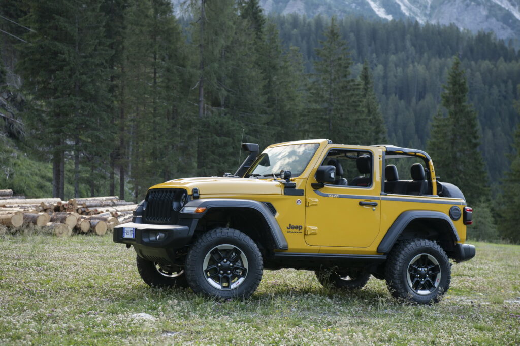 Jeep Gladiator chega à Europa em 2020 com motor V6 diesel ...