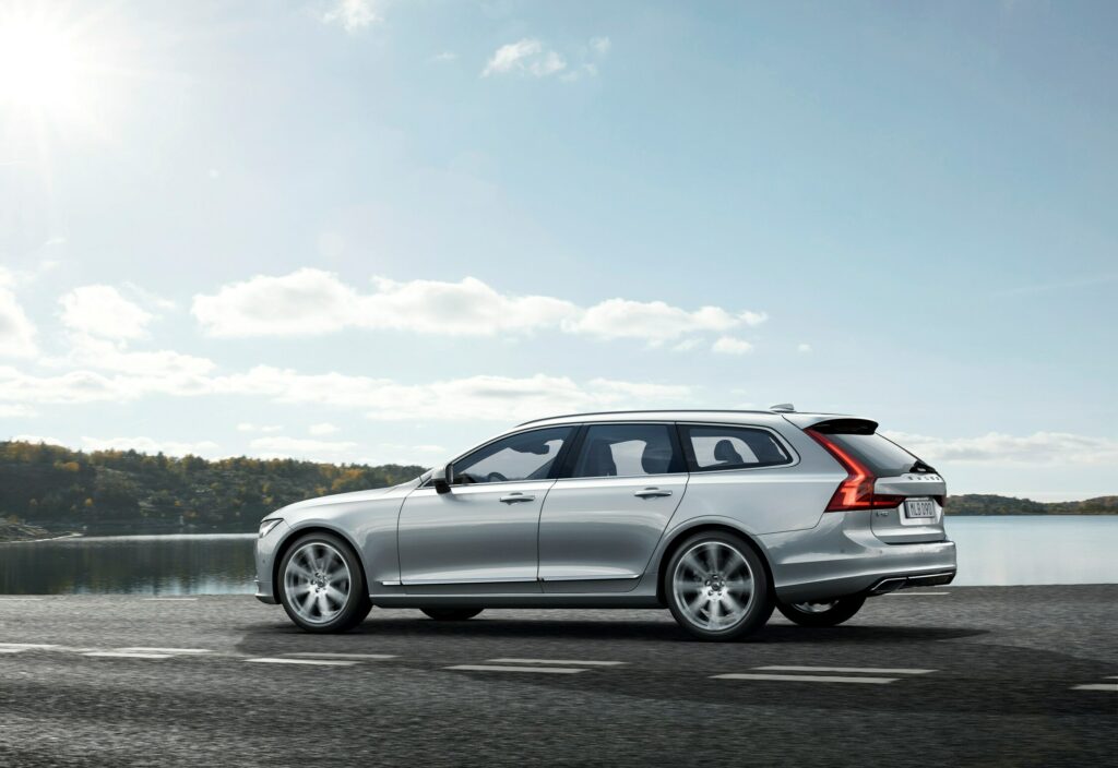 Volvo v90 hybrid